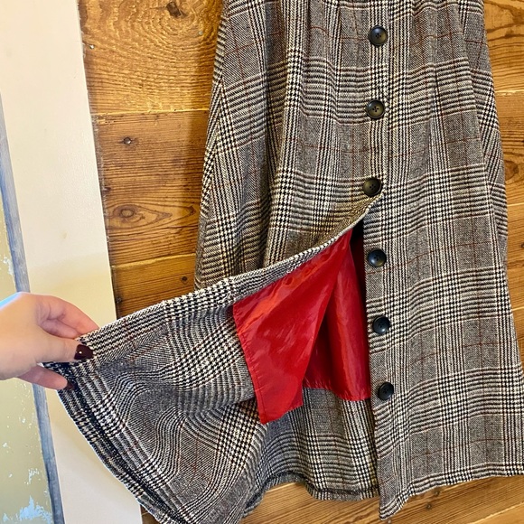 VINTAGE TWEED CIRCLE SKIRT 🤎📚 - Picture 8 of 9